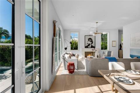 544 Warren Ln, Key Biscayne FL - photo 14 of 59