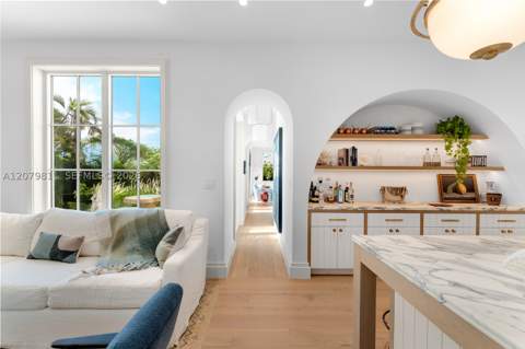 544 Warren Ln, Key Biscayne FL - photo 16 of 59