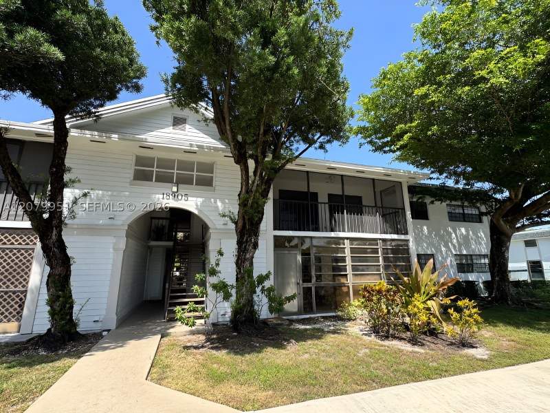 3 bedroom Condominium at 18905 NW 62nd Ave 204, Countryside Village Condo, Hialeah — photo 2