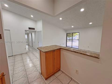 18905 NW 62nd Ave 204, Hialeah FL - photo 8 of 17