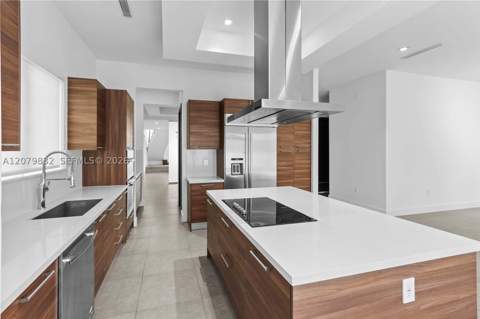 8249 NW 34th Dr, Doral FL - photo 10 of 31