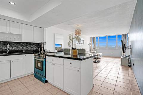 1351 NE Miami Gardens Dr 1504E, Miami FL - photo 9 of 25