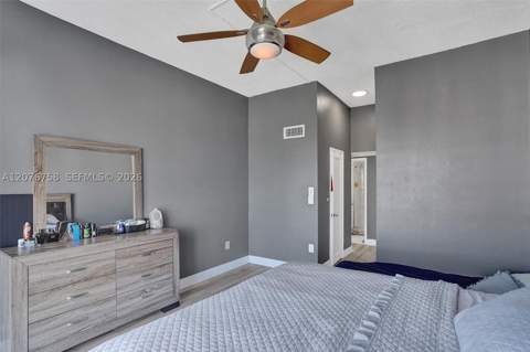 1351 NE Miami Gardens Drive 1703E, Miami FL - photo 11 of 31