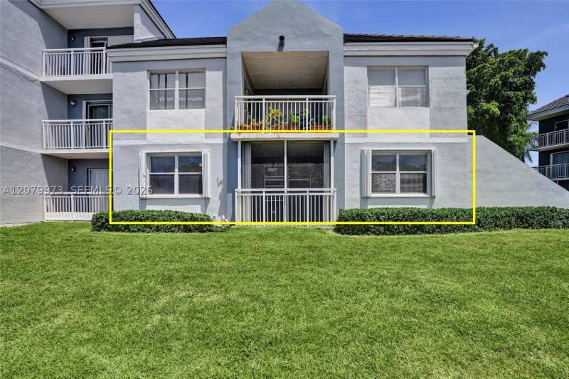 2 bedroom Condominium at 8660 SW 212th St 111, Le Club At Old Cutler Con, Cutler Bay — photo 1