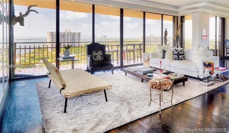 2 bedroom Condominium at 11113 Biscayne Blvd 1951, Jockey Club III Condo, Miami — photo 4