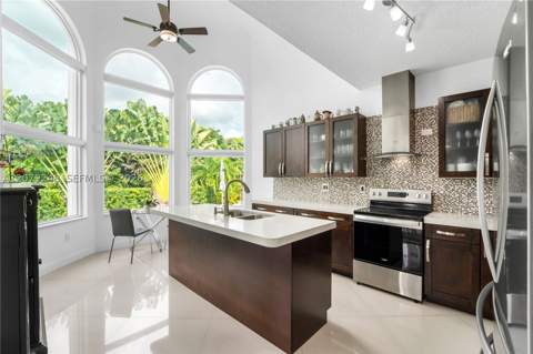 5348 NW 106th Ct, Doral FL - photo 18 of 80