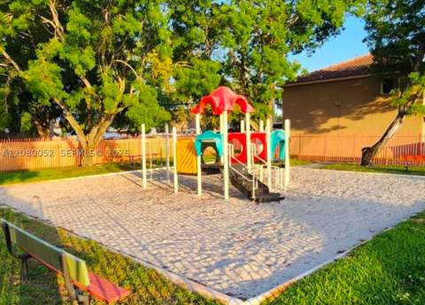 6480 W 27th Ct 54-22, Hialeah FL - photo 13 of 19