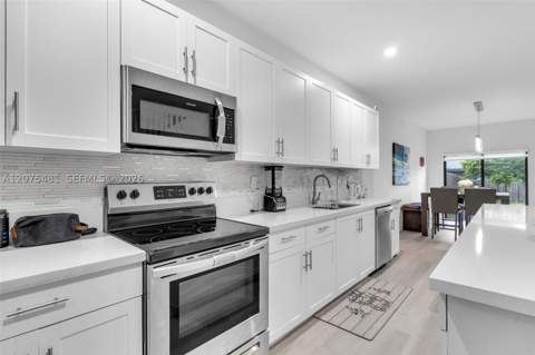 25057 SW 108th Ave, Homestead FL - photo 7 of 23