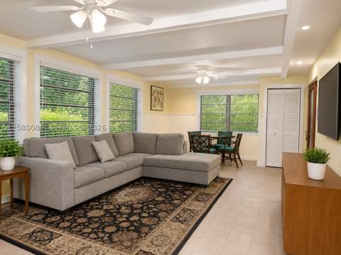 9000 SW 78th Ct, Miami FL - photo 7 of 24