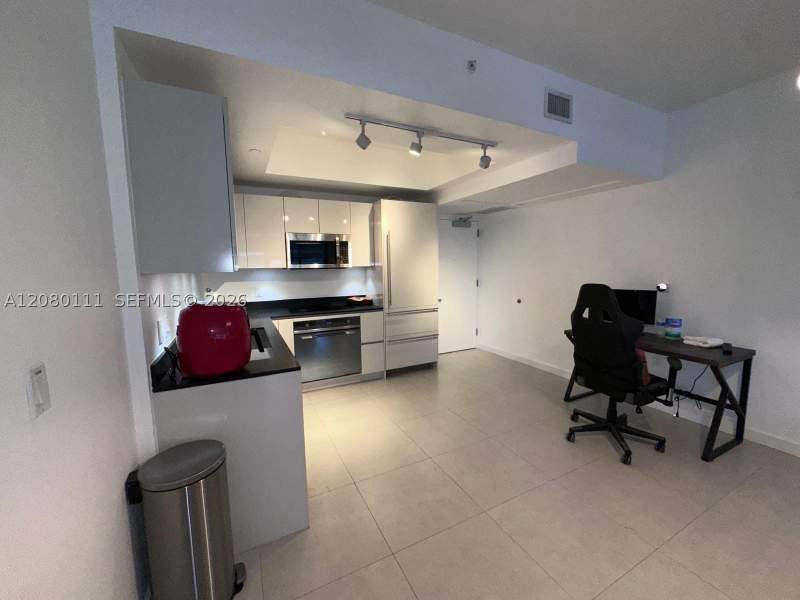 1 bedroom Condominium at 1010 Brickell Ave 4507, 1010 Brickell Condo, Miami — photo 2