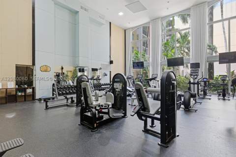 17150 N Bay Rd 2201, Sunny Isles Beach FL - photo 18 of 31