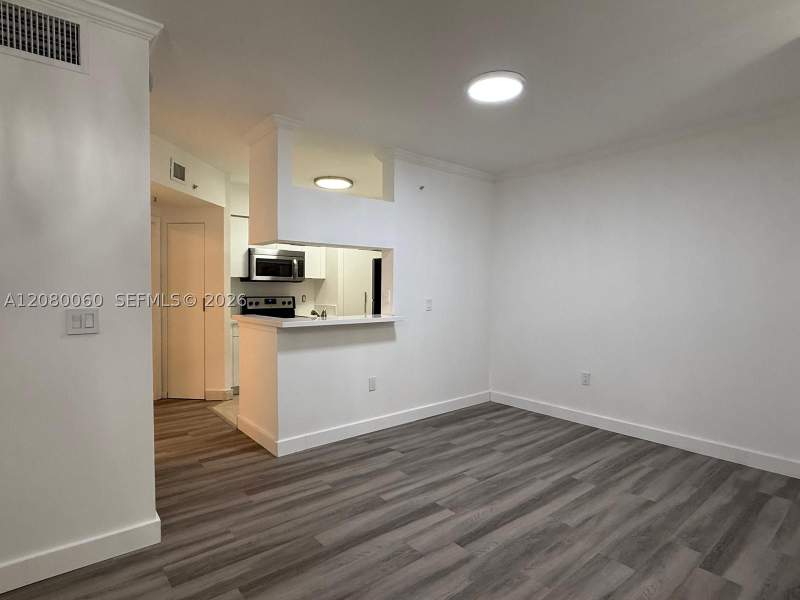 1 bedroom Condominium at 17150 N Bay Rd 2201, Porto Bellagio Condo, Sunny Isles Beach — photo 3