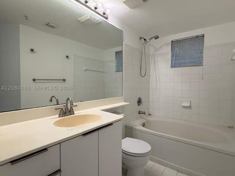 17150 N Bay Rd 2201, Sunny Isles Beach FL - photo 8 of 31