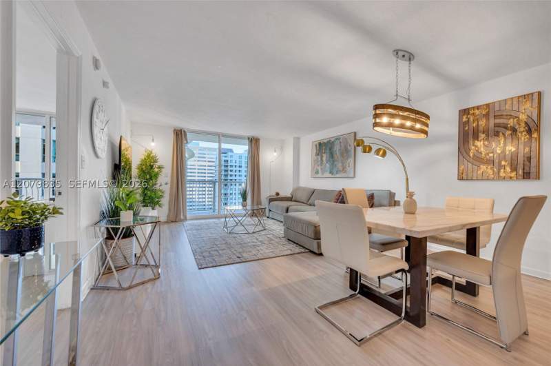 1 bedroom Condominium at 1200 Brickell Bay Dr 2904, The Club At Brickell Bay, Miami — photo 5