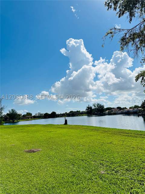 6565 W 26th Dr 34-104, Hialeah FL - photo 17 of 18