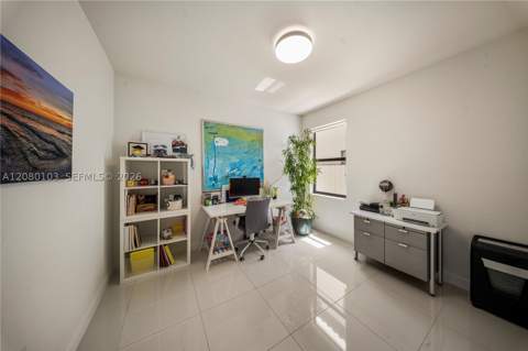 10269 NW 86th St, Doral FL - photo 18 of 25