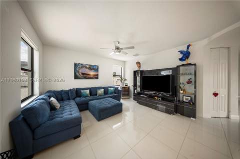 10269 NW 86th St, Doral FL - photo 8 of 25