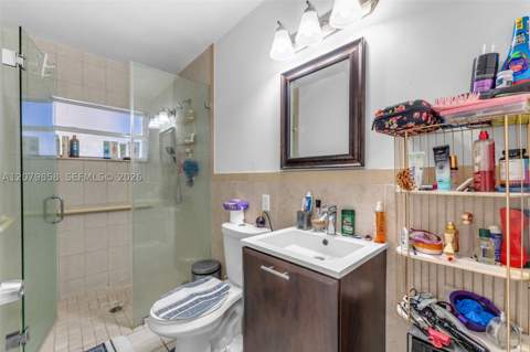 9741 Bahama Dr, Cutler Bay FL - photo 11 of 39