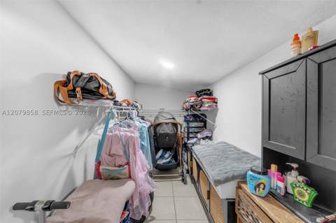 9741 Bahama Dr, Cutler Bay FL - photo 21 of 39