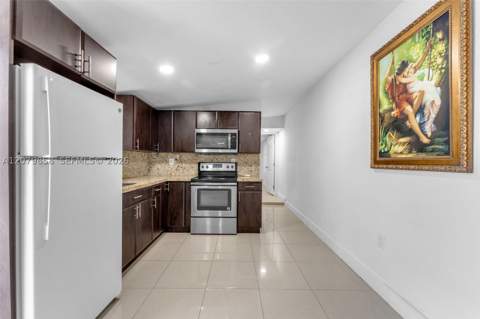 9741 Bahama Dr, Cutler Bay FL - photo 24 of 39