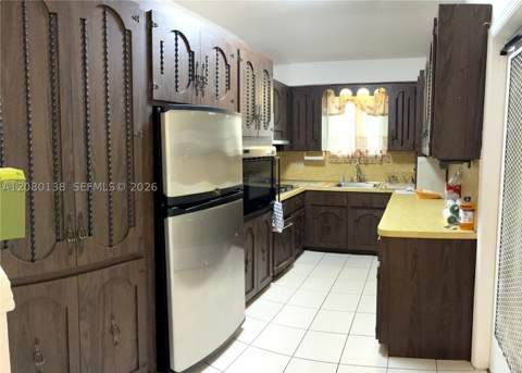 601 Oriole Ave, Miami Springs FL - photo 11 of 20