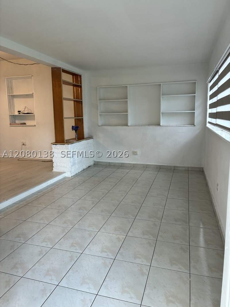 3 bedroom SingleFamilyResidence at 601 Oriole Ave, Kent Estates, Miami Springs — photo 2