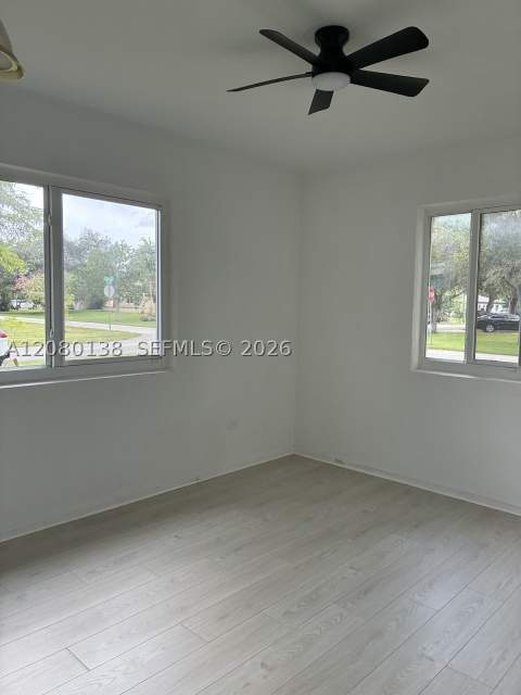 601 Oriole Ave, Miami Springs FL - photo 6 of 20