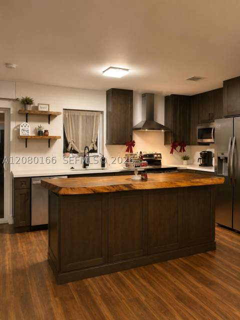1211 NW 18th St, Homestead FL - photo 6 of 15