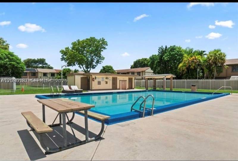 3 bedroom Townhouse at 453 NE 210th Ter, Northpointe At The Calif, Miami — photo 5