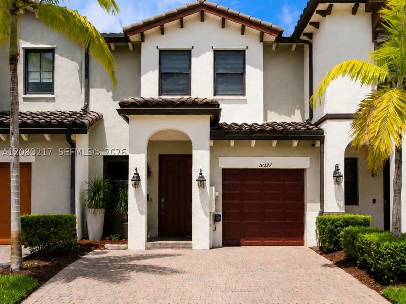 3 bedroom Townhouse at 10327 NW 89th Ter, Grand Bay North, Doral — photo 1
