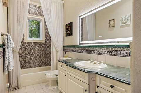11011 Marin Street, Coral Gables FL - photo 21 of 70
