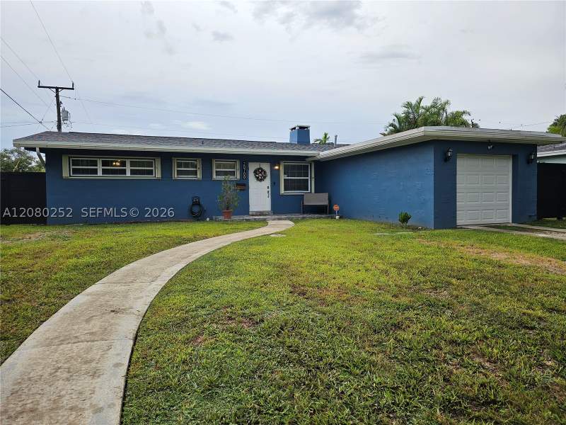 4 bedroom SingleFamilyResidence at 20700 Leeward Ln, Cutler Ridge Sec 4, Cutler Bay — photo 3
