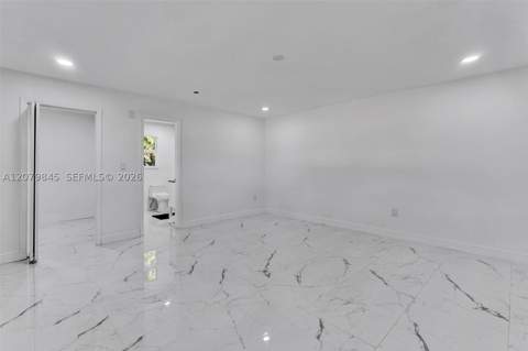 860 NW 207th St, Miami Gardens FL - photo 15 of 41