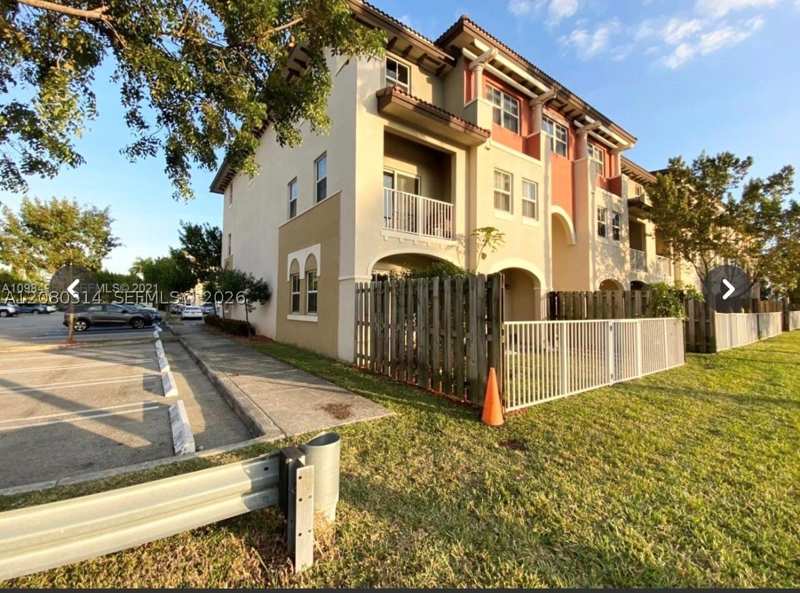 3 bedroom Condominium at 8650 NW 97 Ave 108, St Maarten At Grand Bay Co, Doral — photo 1