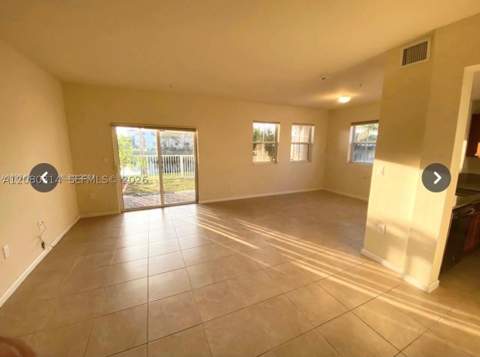 8650 NW 97 Ave 108, Doral FL - photo 11 of 17