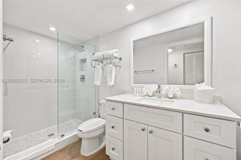 2951 S Bayshore Dr 305, Miami FL - photo 15 of 32