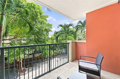 2951 S Bayshore Dr 305, Miami FL - photo 18 of 32