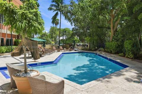 2951 S Bayshore Dr 305, Miami FL - photo 20 of 32