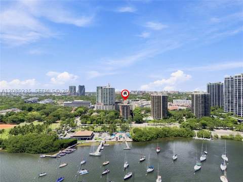 2951 S Bayshore Dr 305, Miami FL - photo 24 of 32