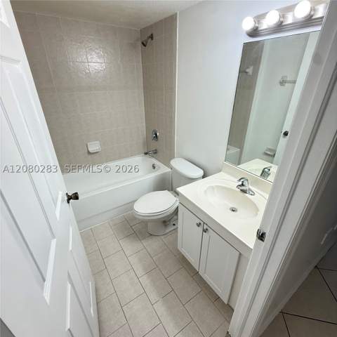 22931 SW 88th Pl 105, Cutler Bay FL - photo 6 of 7