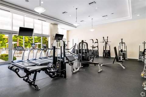 18800 NE 29th Ave 221, Aventura FL - photo 11 of 17