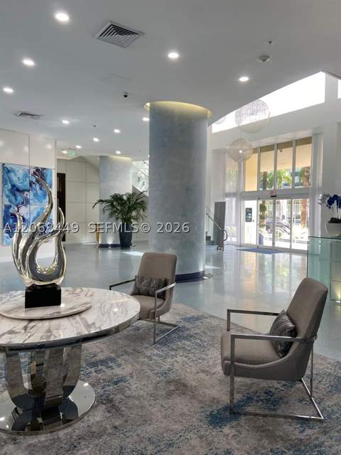 18800 NE 29th Ave 221, Aventura FL - photo 7 of 17