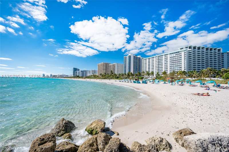 1 bedroom Condominium at 2899 Collins Ave 1505, Triton Tower Condo, Miami Beach — photo 1