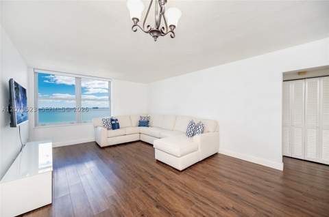 2899 Collins Ave 1505, Miami Beach FL - photo 6 of 23