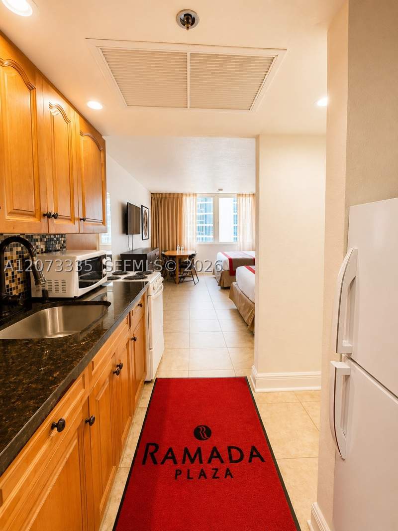 0 bedroom Condominium at 19201 Collins Ave 828, The Aventura Beach Club C, Sunny Isles Beach — photo 3