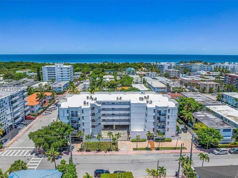2 bedroom Condominium at 7921 Byron Ave 206, Byron Park Condo, Miami Beach — photo 3