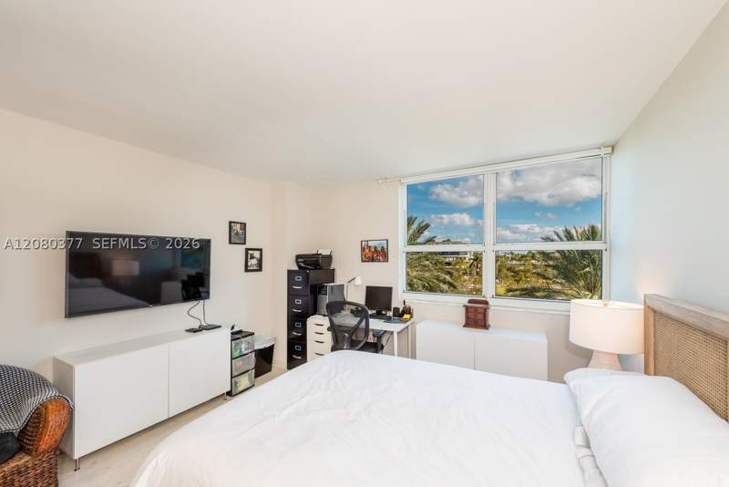 1 bedroom Condominium at 650 West Ave 406, The Floridian Condo, Miami Beach — photo 3