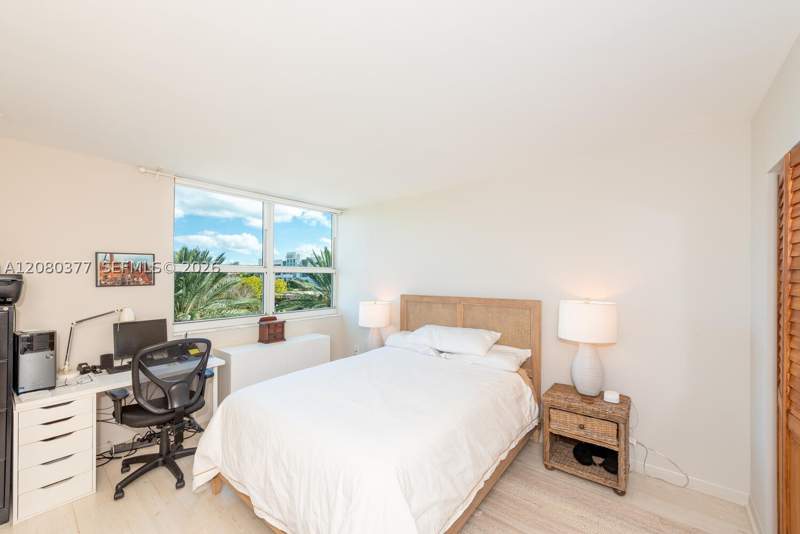 1 bedroom Condominium at 650 West Ave 406, The Floridian Condo, Miami Beach — photo 4