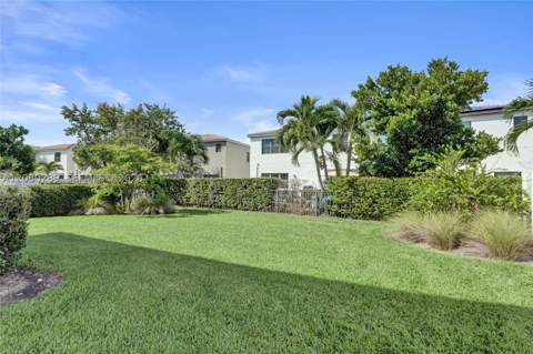606 NE 191st Ter, Miami FL - photo 21 of 26