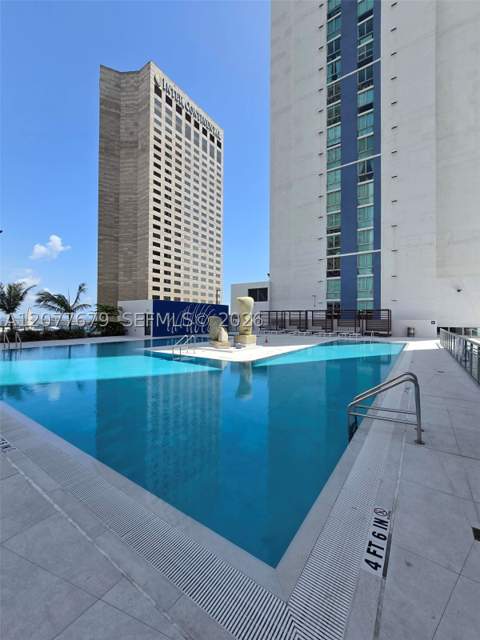325 S Biscayne Blvd 3115, Miami FL - photo 16 of 38